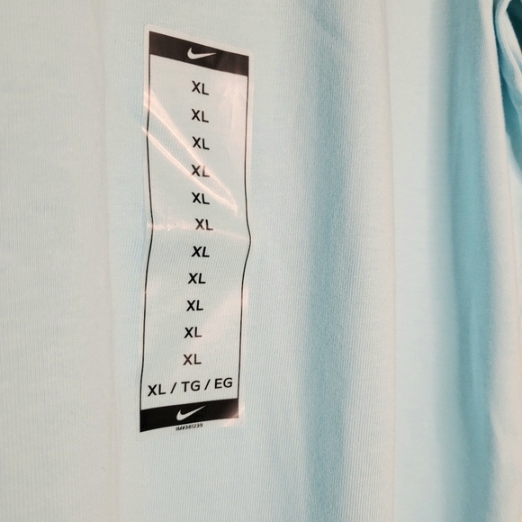 Nike Sportswear Women's Cotton Logo T-Shirt Size XL - Picture 3 of 9